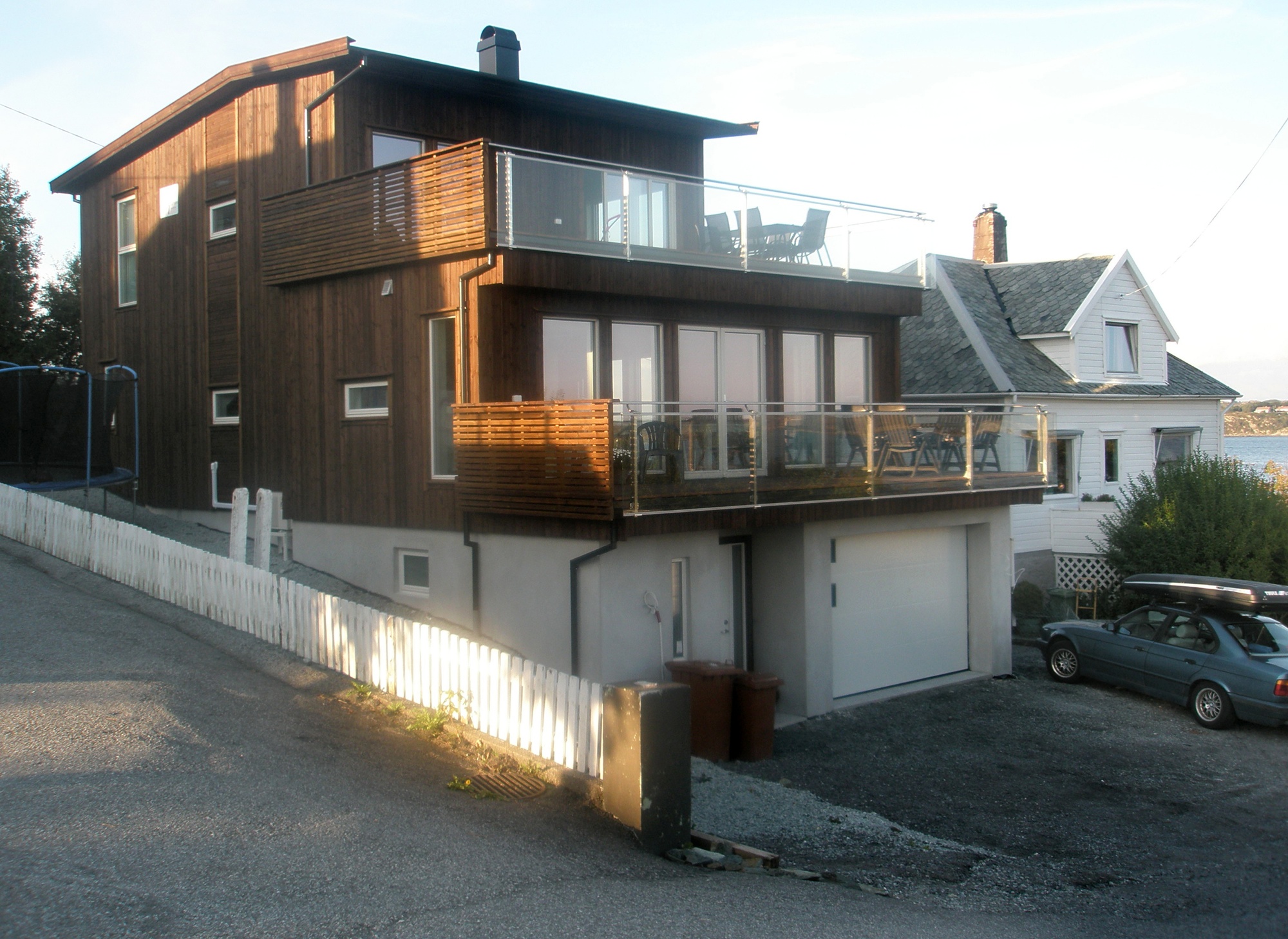 Bygninger i Kopervik Hans Jørgen Hansen (Soningen) sitt hus på Steinvikodden har blitt revet og nytt moderne hus har overtatt grunnen ...