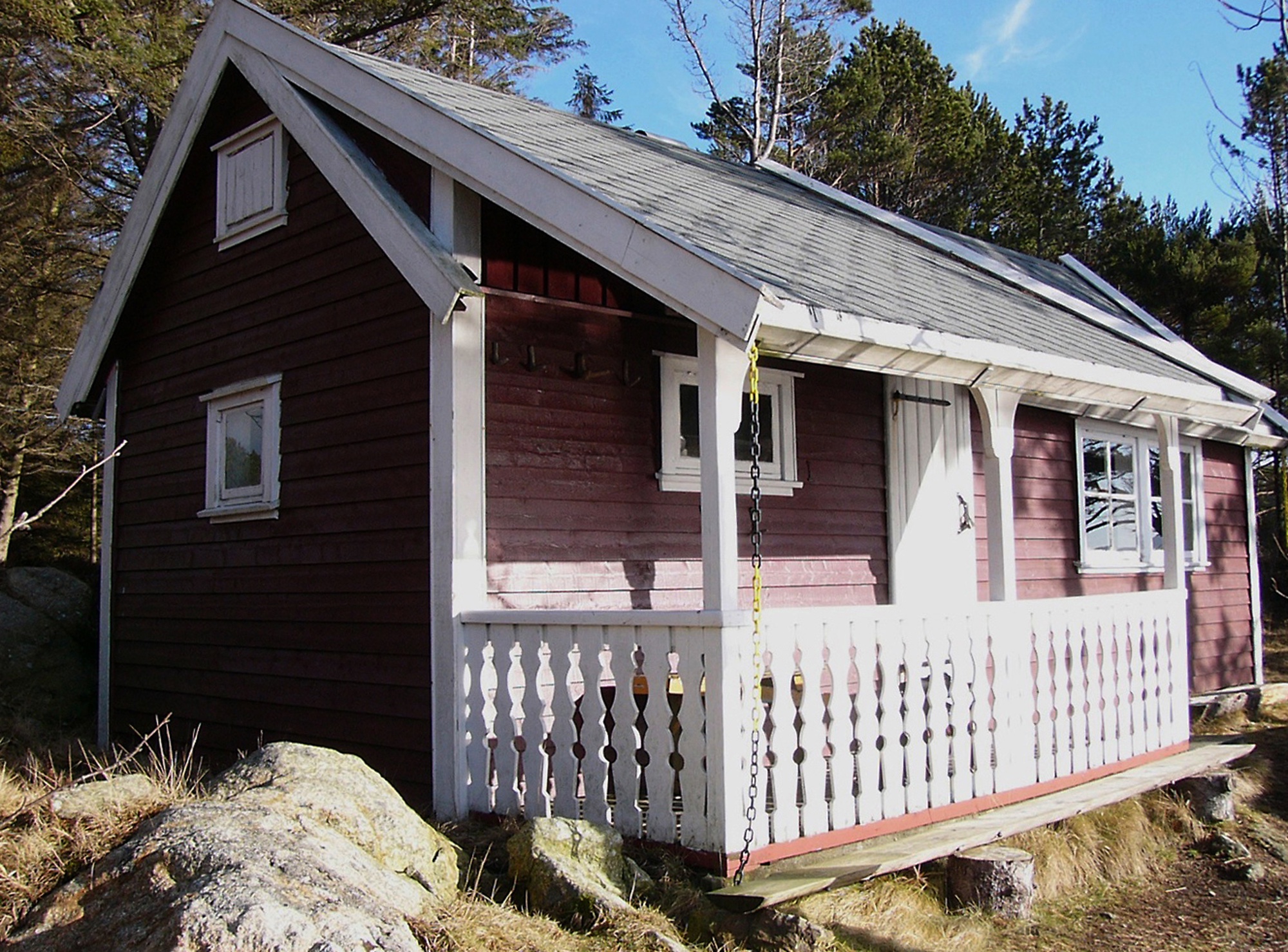 Hytter på Sør Karmøy Den kjente Balkohytten som ligger ved Melstokkevannet...
