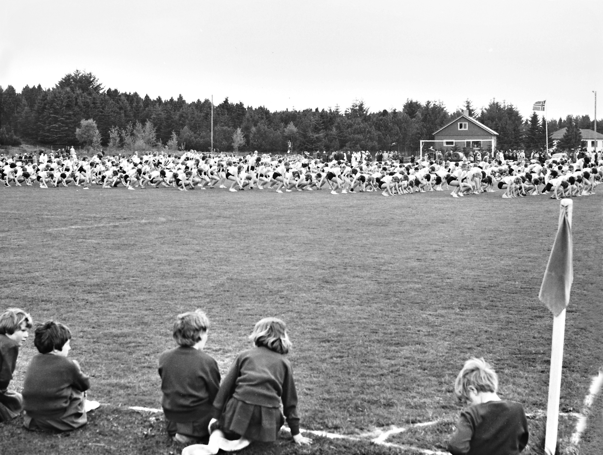 Kopervik idrettslag Det ble arrangert barneturnstevne på Åsebøen 1967 ...
