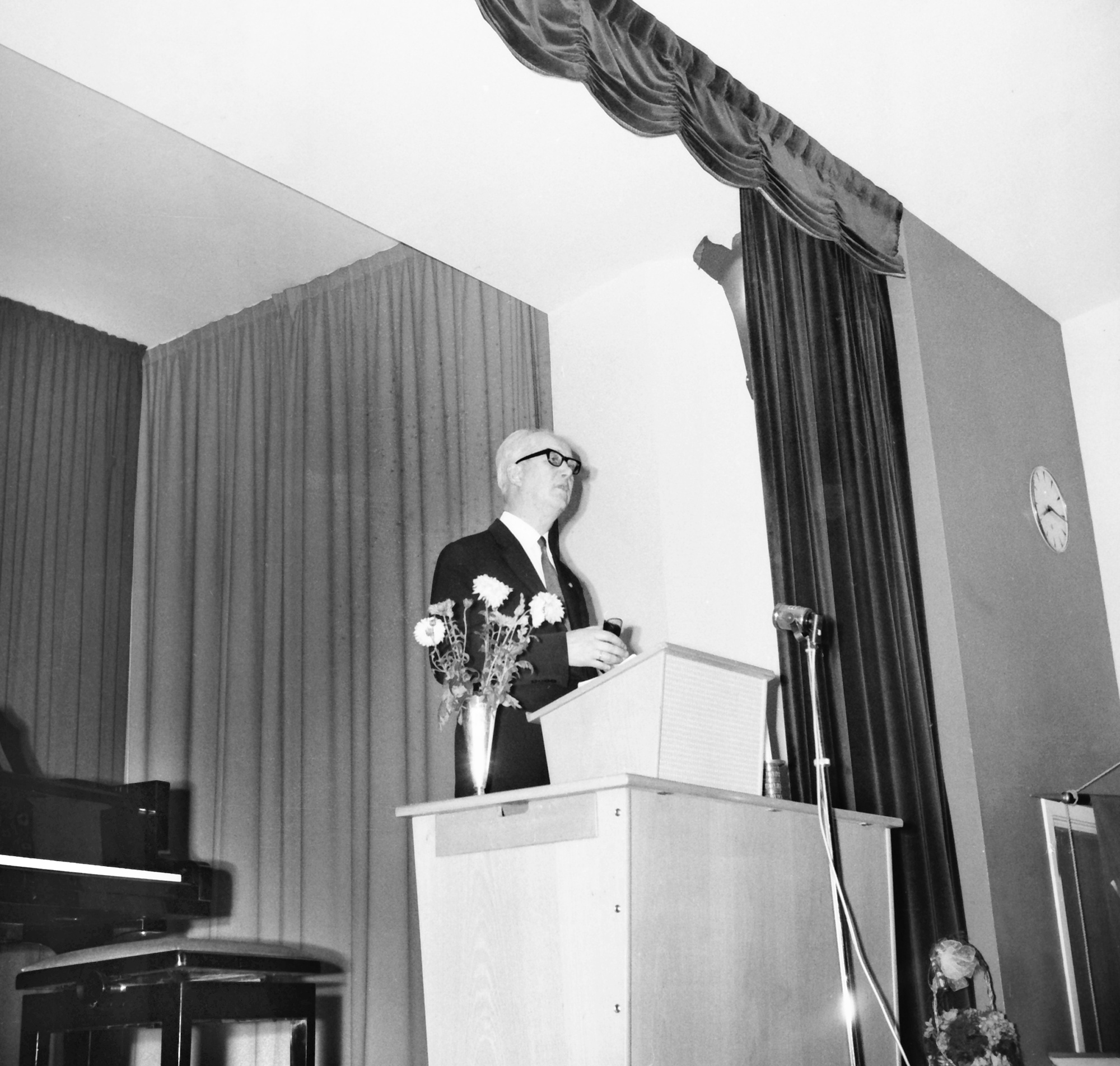 Kopervik kristelige avholdsforening feirer 100 års jubiléum - på Utgarden folkehøgskole ...  ?