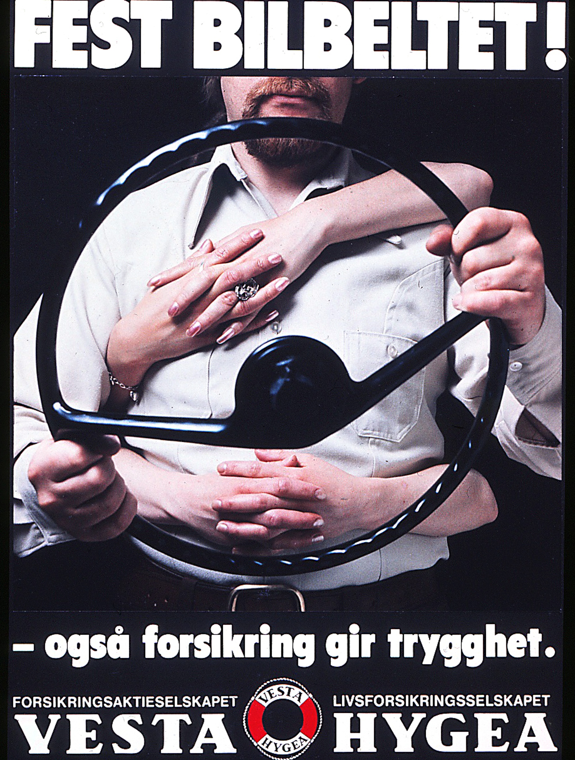 Reklamen "Fest bilbeltet! - også forsikring gir trygghet". Forsikring- og livsforsikringselskapet Vesta Hygea.  Lysbilde i glass i stort format for bruk til kinoreklame. Disse lysbildene ble brukt sammen med filmreklame helt til den digitale tidsalder inntok kinoene ...